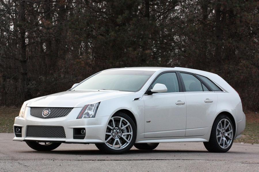  Cadillac CTS-V Sport Wagon 2011 года  (фото 61 из 73)